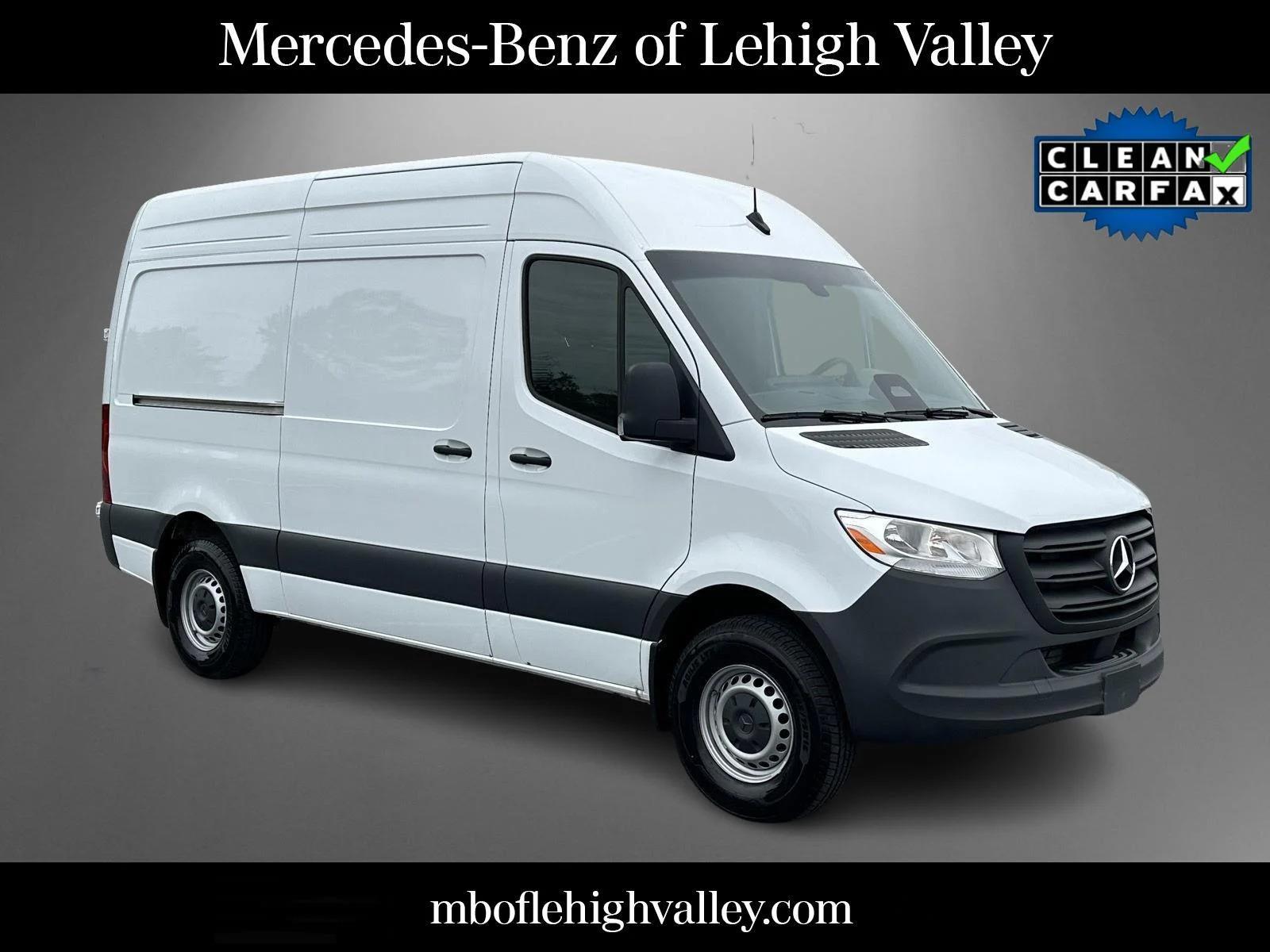 Arctic White 2025 Mercedes-Benz Sprinter Cargo Van Rear-Wheel Drive Automatic