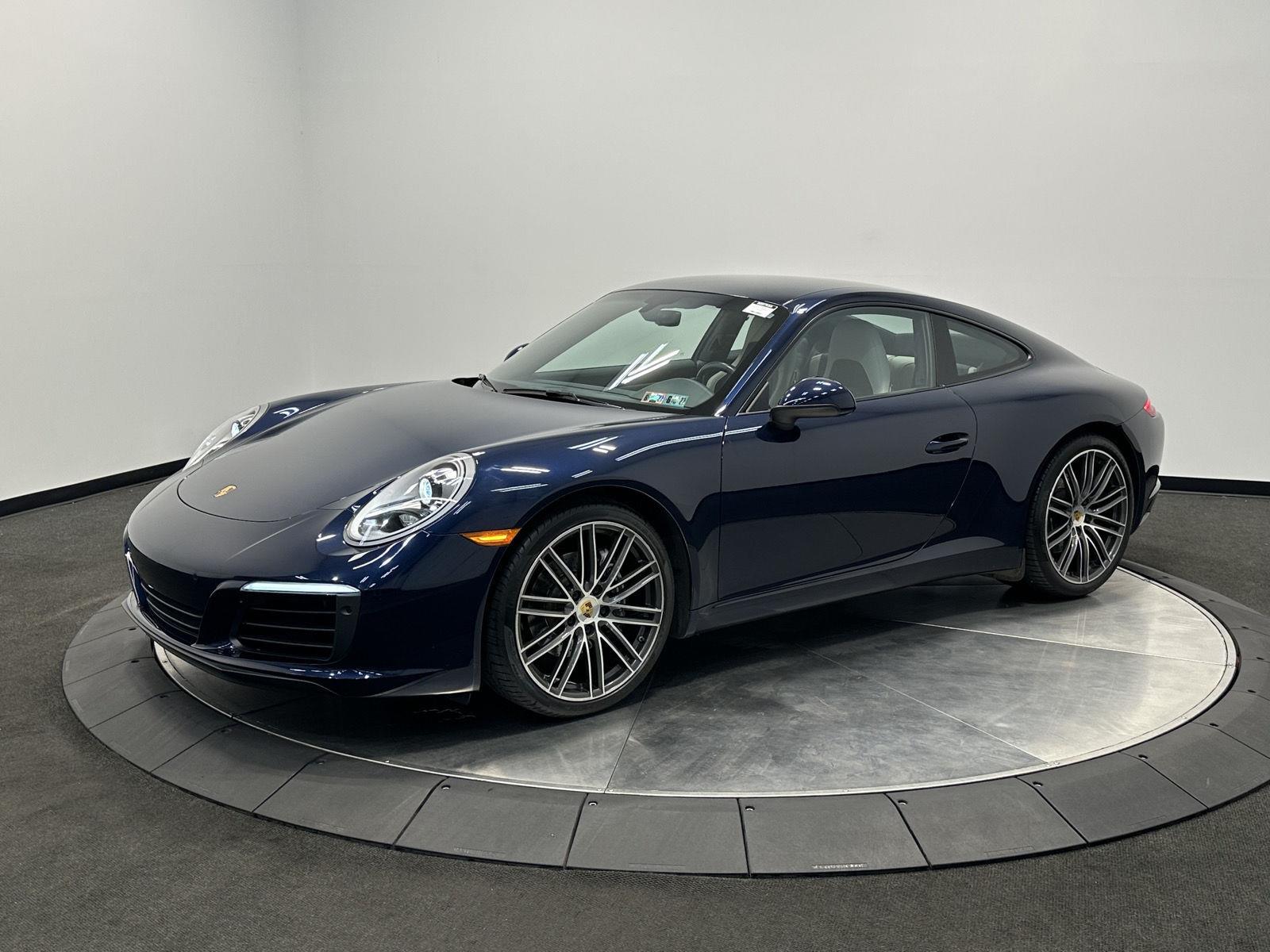 Night Blue Metallic 2018 Porsche 911 Coupe Rear-Wheel Drive 7-Speed Manual