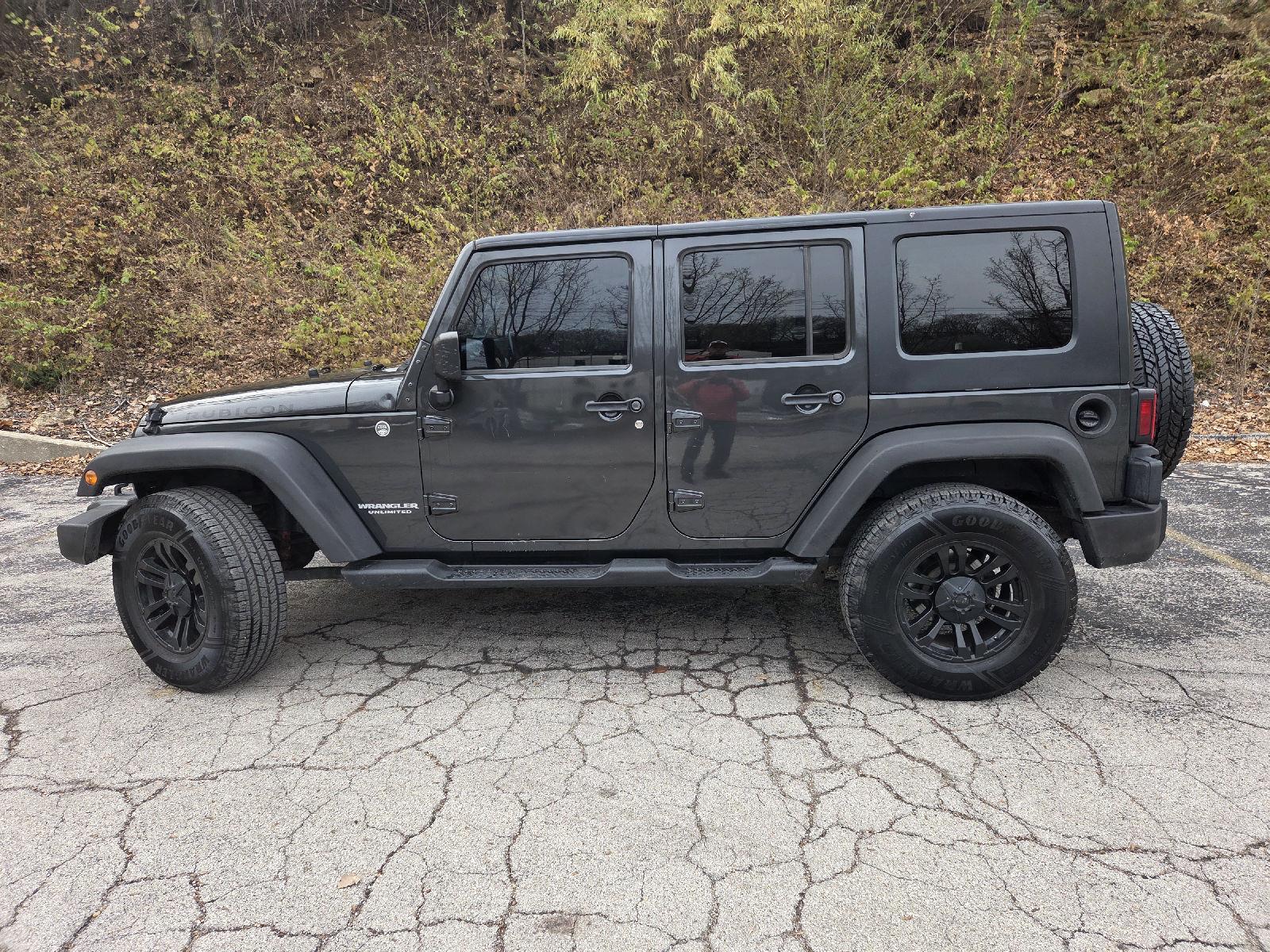2010 Jeep Wrangler Unlimited Rubicon's photo