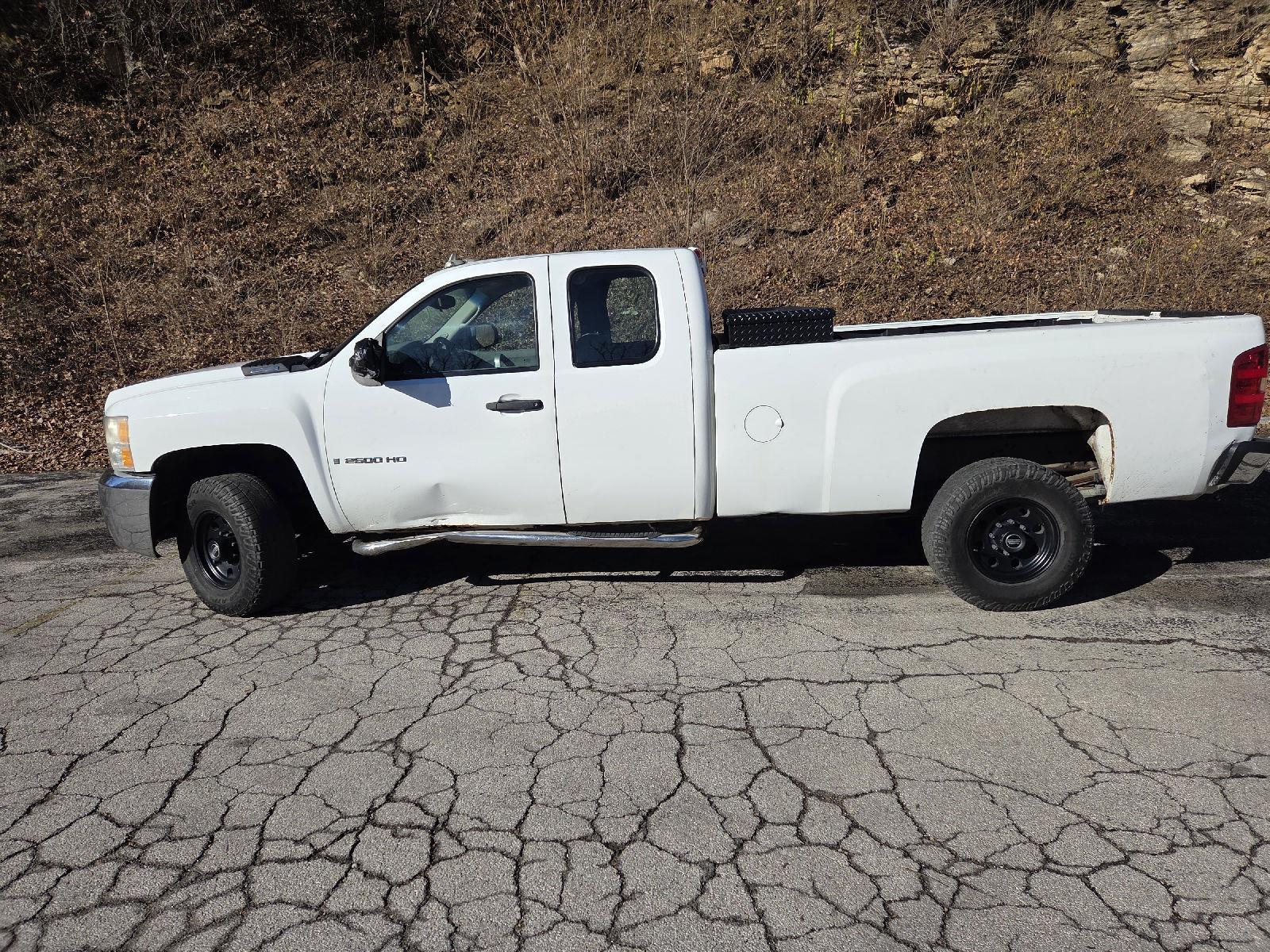 2008 Chevrolet Silverado 2500HD Work Truck's photo