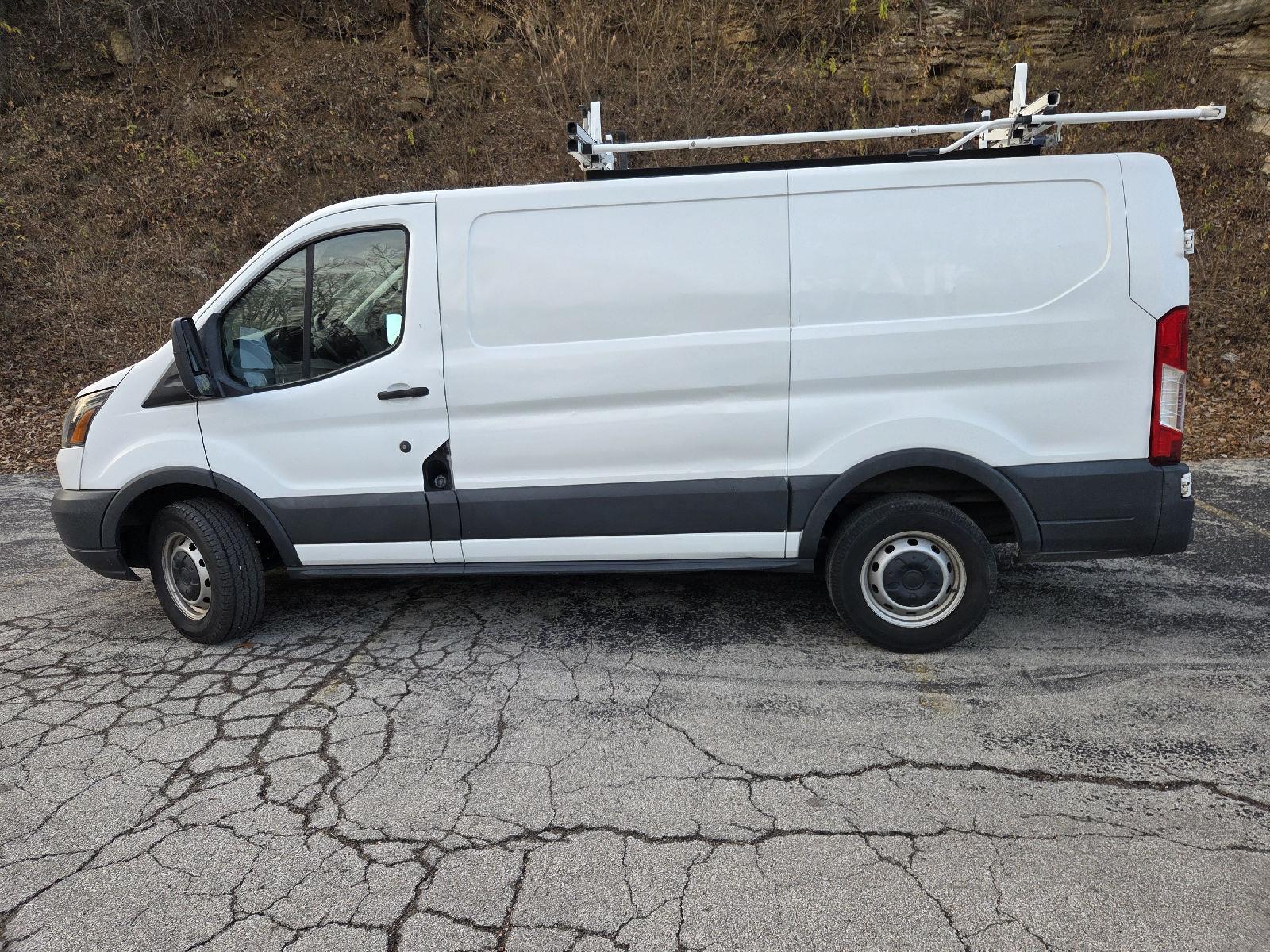 2017 Ford Transit Van Base's photo