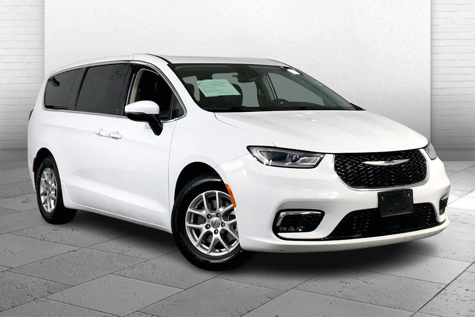 2023 Chrysler Pacifica Touring L FWD