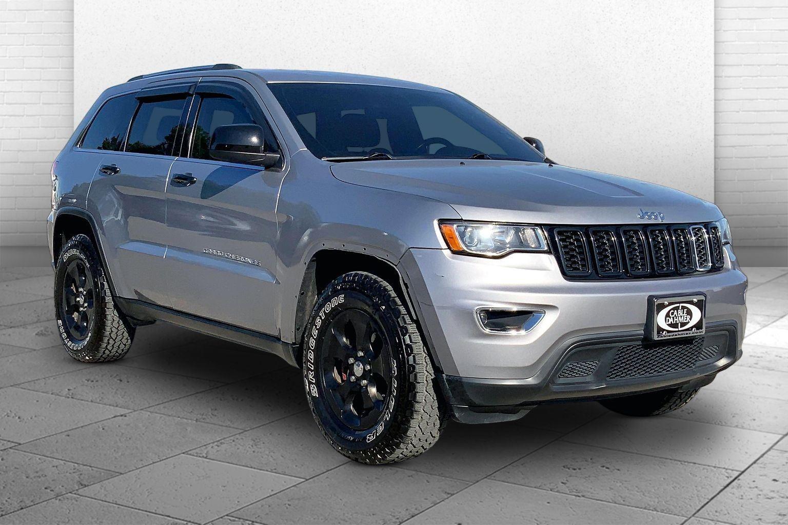  2017 Jeep Grand Cherokee Laredo 4WD   
