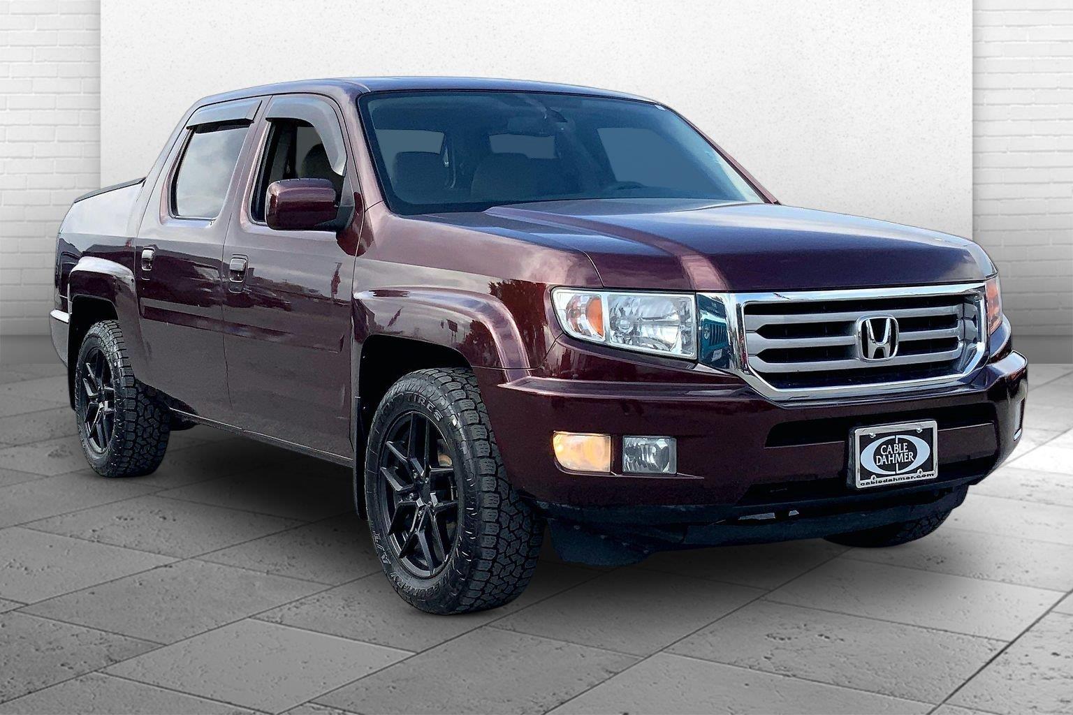 Dark Cherry Pearl 2013 Honda Ridgeline Pickup Truck Four-Wheel Drive Automatic