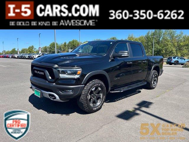 Diamond Black Crystal Pearlcoat 2022 RAM 1500 Pickup Truck Four-Wheel Drive 8-Speed Automatic