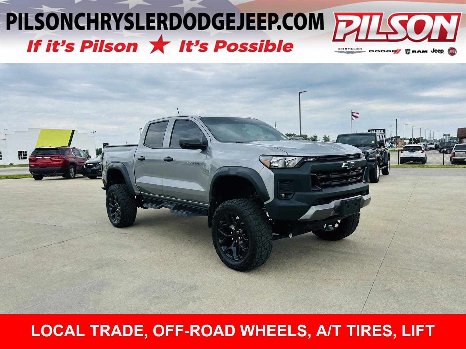 Sterling Gray Metallic 2023 Chevrolet Colorado Pickup Truck Four-Wheel Drive 8-Speed Automatic