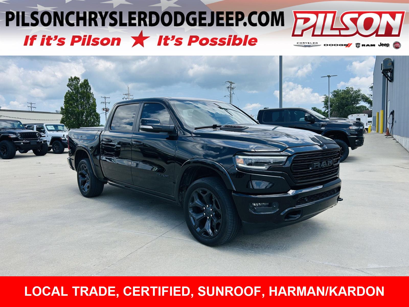 Diamond Black Crystal Pearlcoat 2020 RAM 1500 Pickup Truck Four-Wheel Drive 8-Speed Automatic