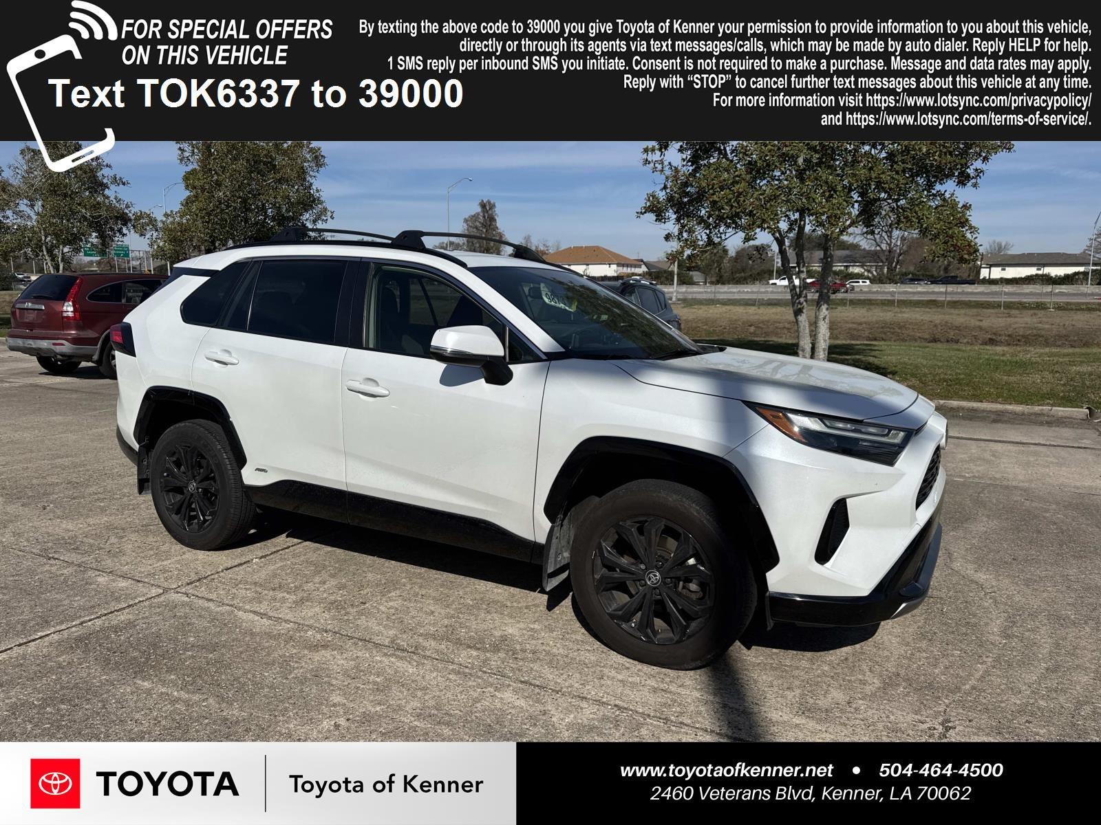 White (Wind Chill Pearl) 2023 Toyota RAV4 Hybrid SE AWD SUV / Crossover All-Wheel Drive Continuously Variable Transmission
