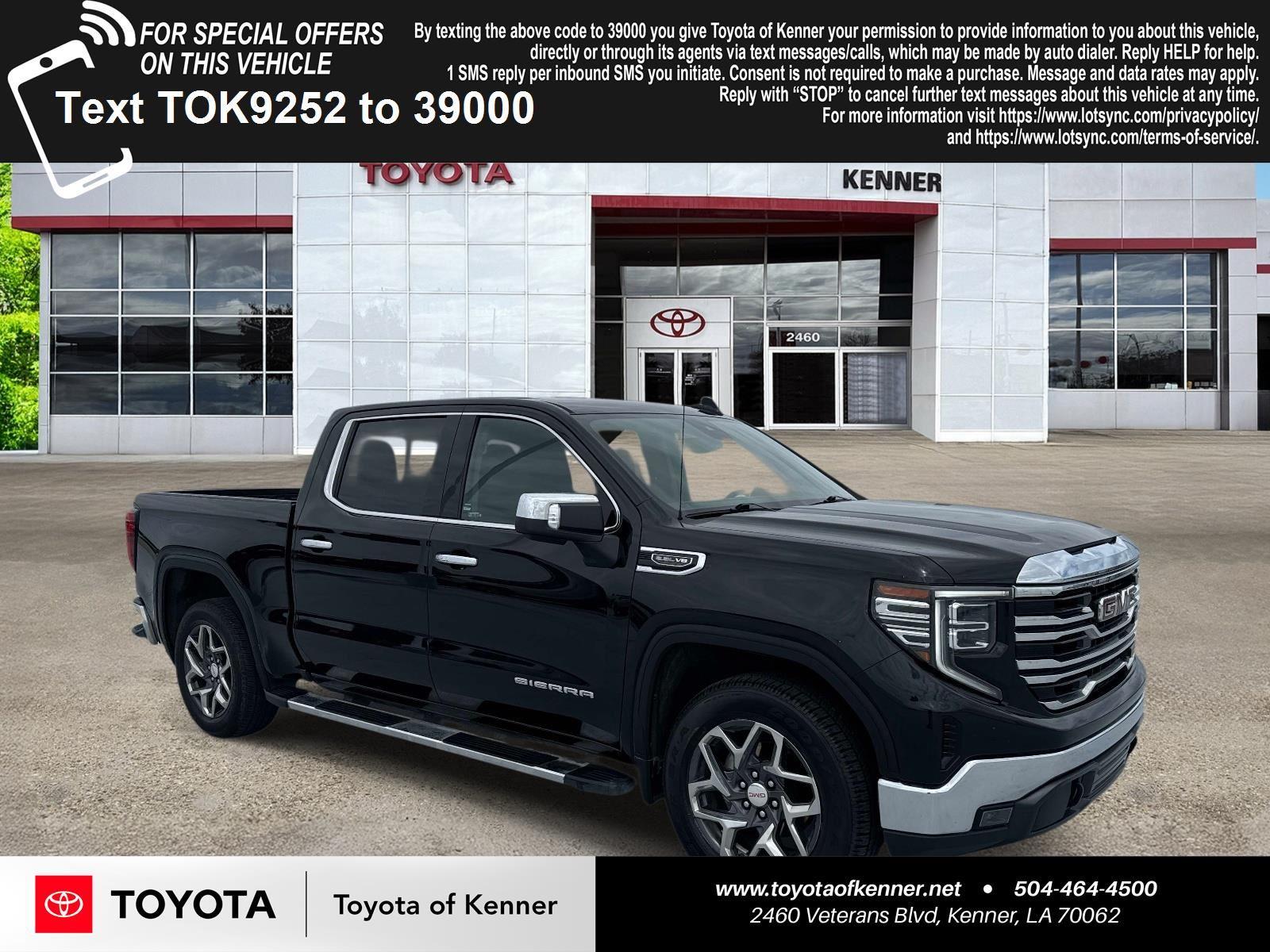 Onyx Black 2022 GMC Sierra 1500 SLT Crew Cab RWD Pickup Truck 4X2 Automatic