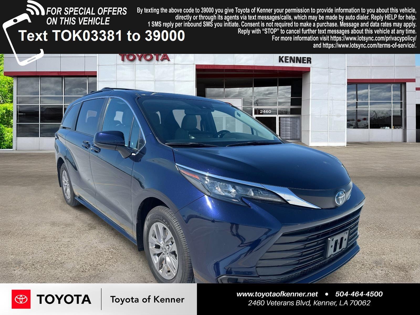 Blueprint 2025 Toyota Sienna LE 8-Passenger FWD Minivan Front-Wheel Drive Continuously Variable Transmission
