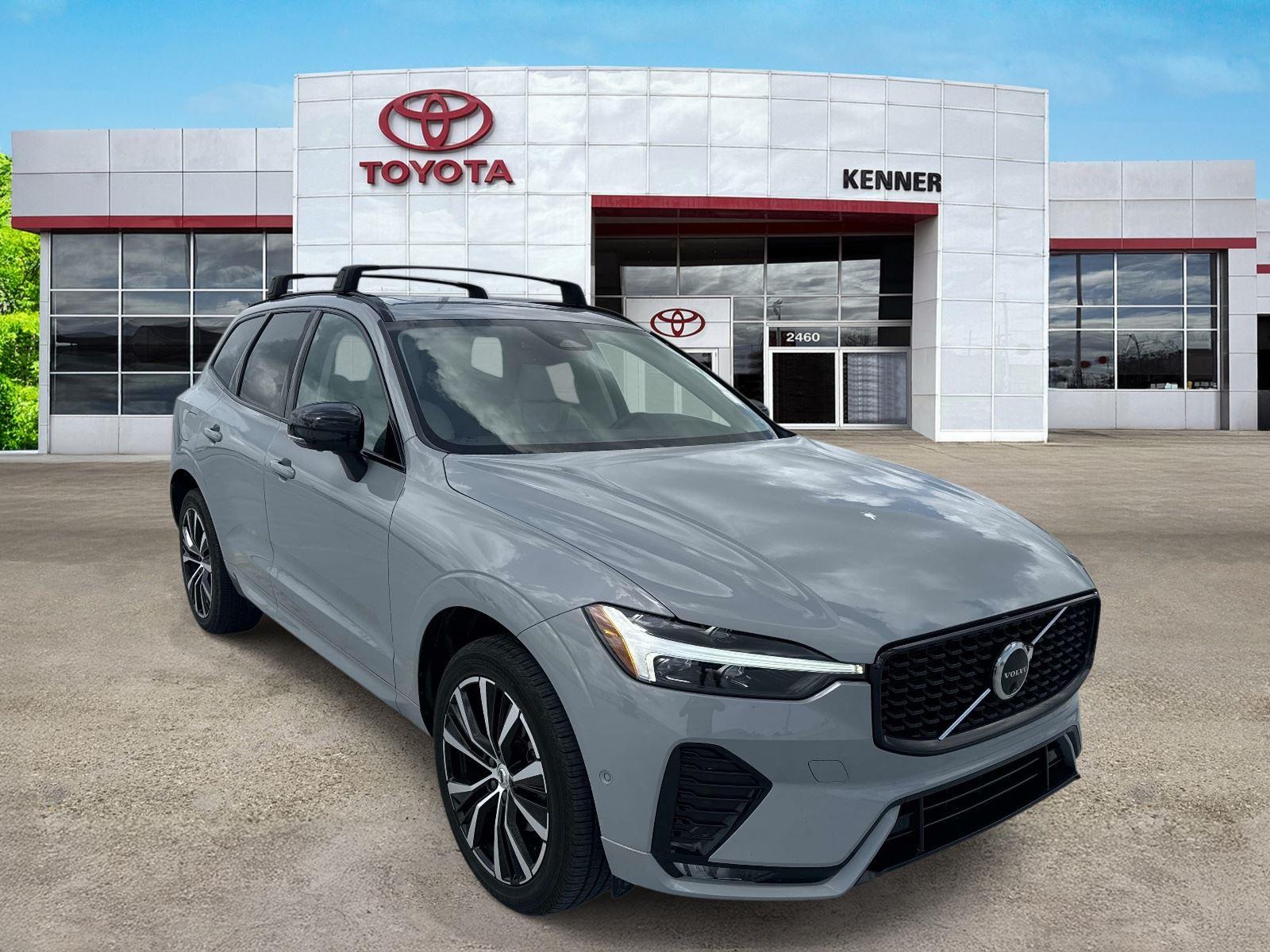 Gray (Vapour Grey Metallic) 2024 Volvo XC60 B5 Plus Dark Theme AWD SUV / Crossover All-Wheel Drive Automatic