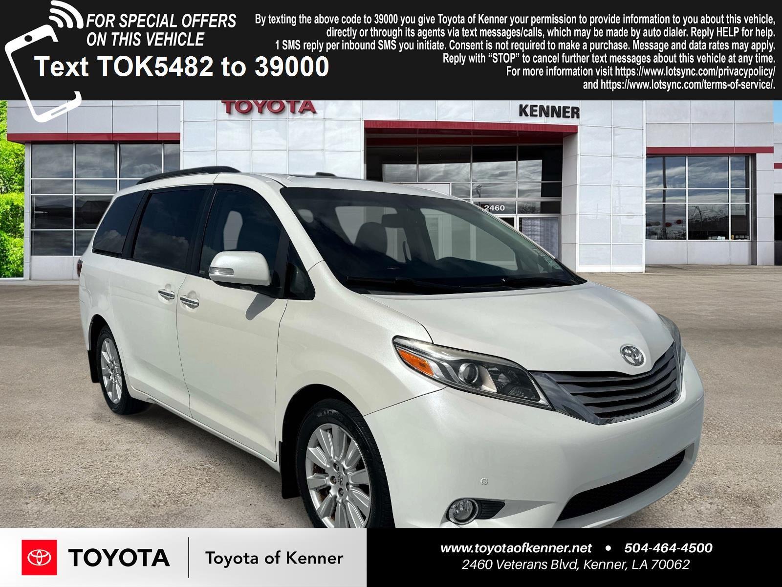 White (Blizzard Pearl) 2017 Toyota Sienna Minivan Front-Wheel Drive 8-Speed Automatic