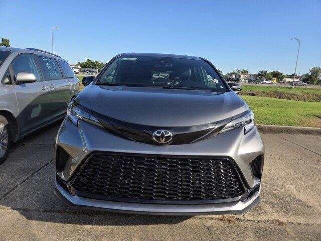 Certified Used 2026 Heavy Metal Toyota XSE 7-Passenger image 2