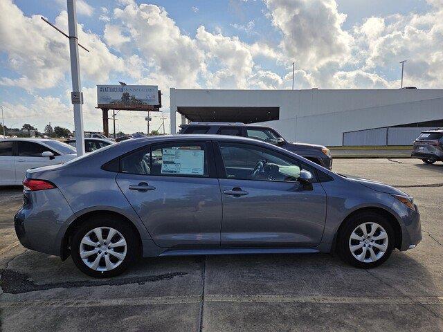 Used 2026 Celestite Toyota LE image 4