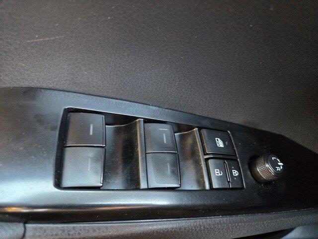 Used 2025 Ocean Gem Toyota SE image 20