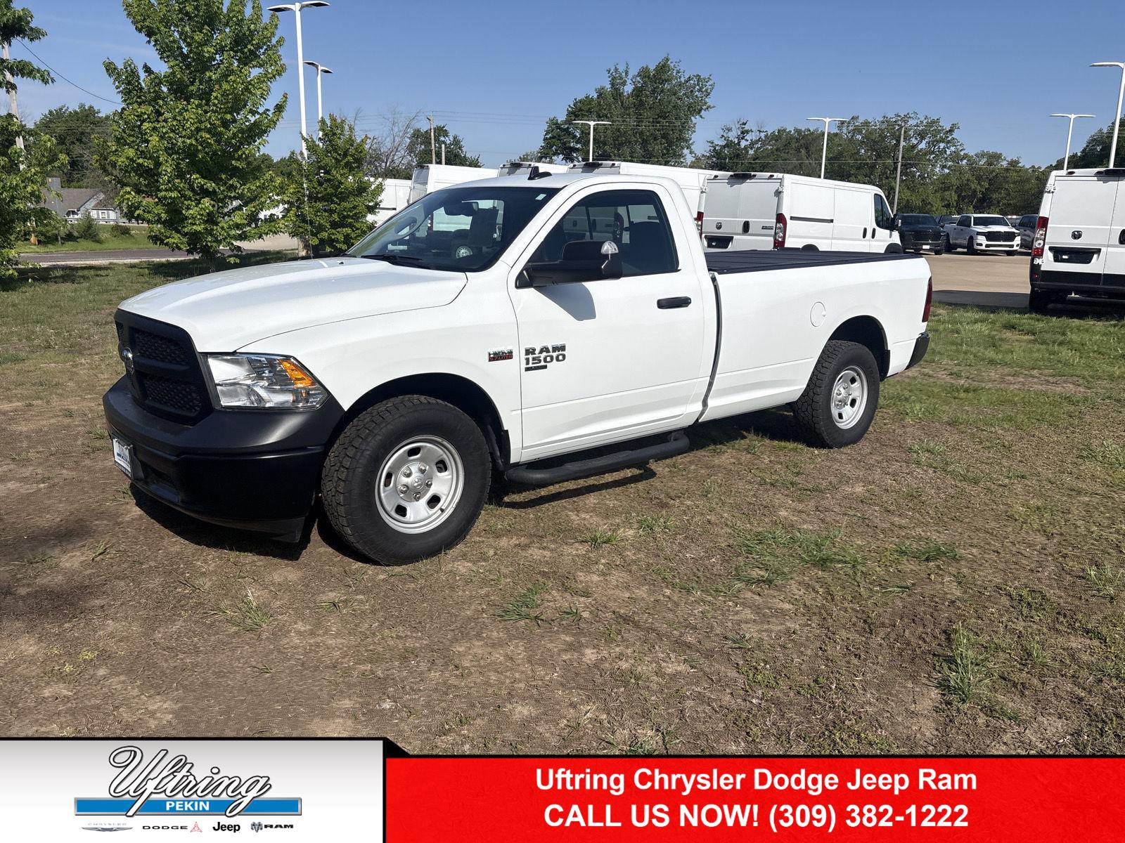 Bright White Clearcoat 2023 RAM 1500 Pickup Truck Four-Wheel Drive 8-Speed Automatic