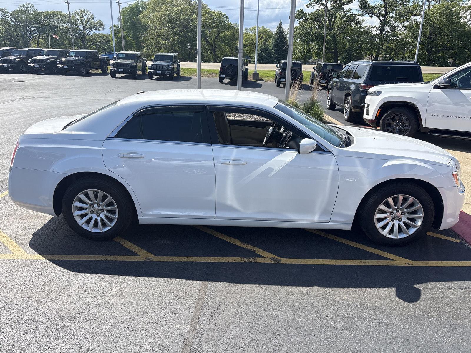 View vehicle photo 5