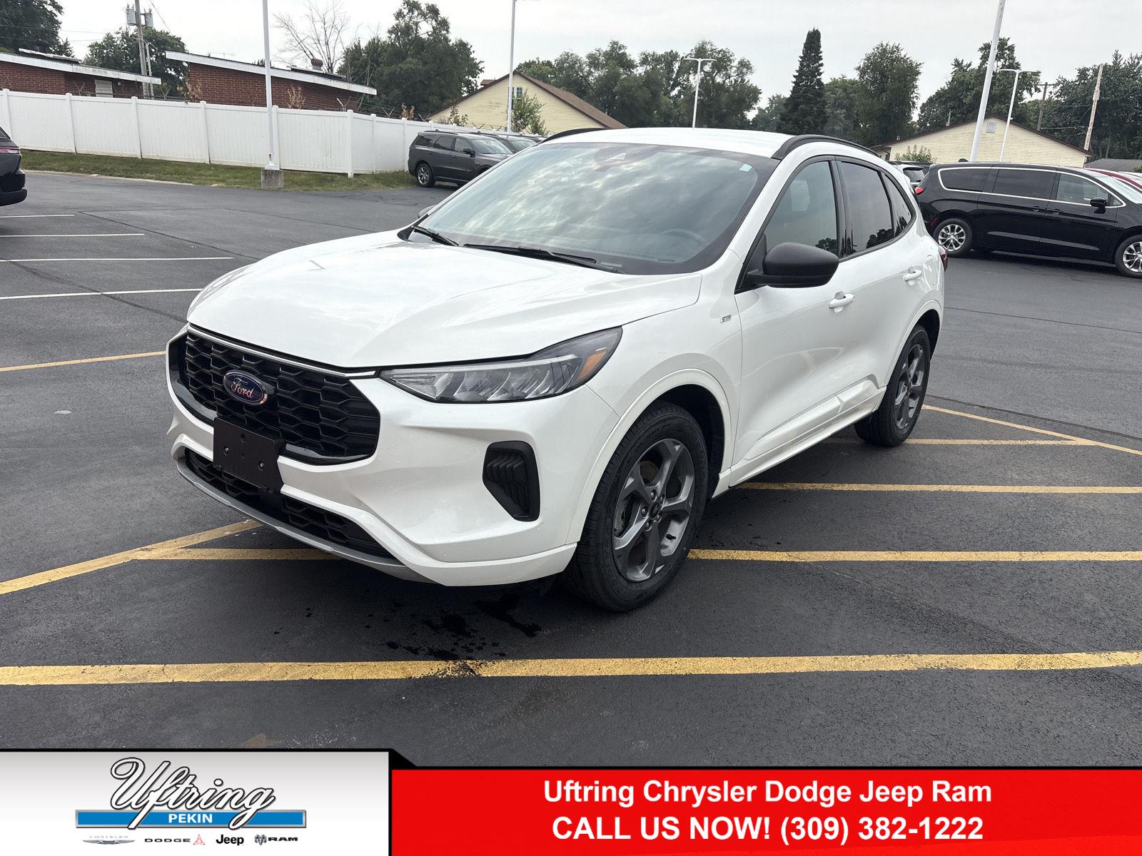 Star White Metallic Tri-Coat 2023 Ford Escape SUV / Crossover All-Wheel Drive 8-Speed Automatic