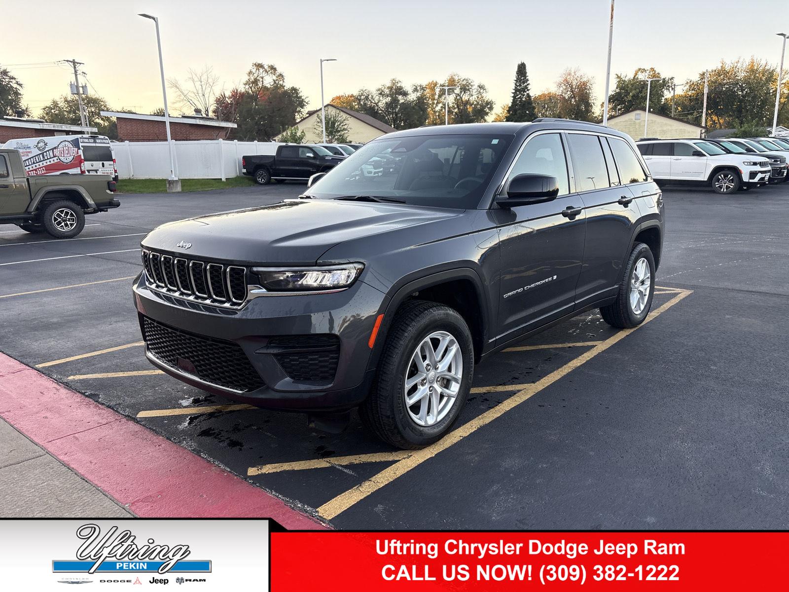 Baltic Gray Metallic Clearcoat 2025 Jeep Grand Cherokee SUV / Crossover Four-Wheel Drive 8-Speed Automatic