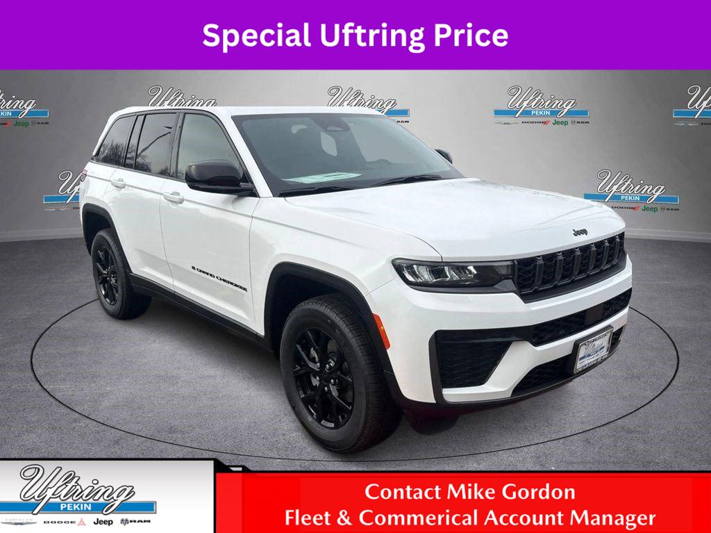 Bright White Clearcoat 2026 Jeep Grand Cherokee SUV / Crossover Four-Wheel Drive 8-Speed Automatic