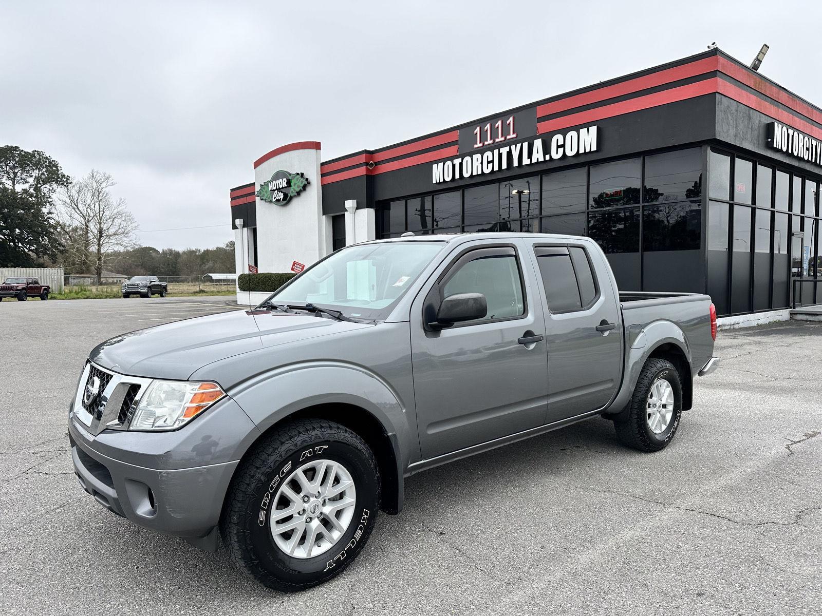 2017 Nissan Frontier SV V6 Crew Cab