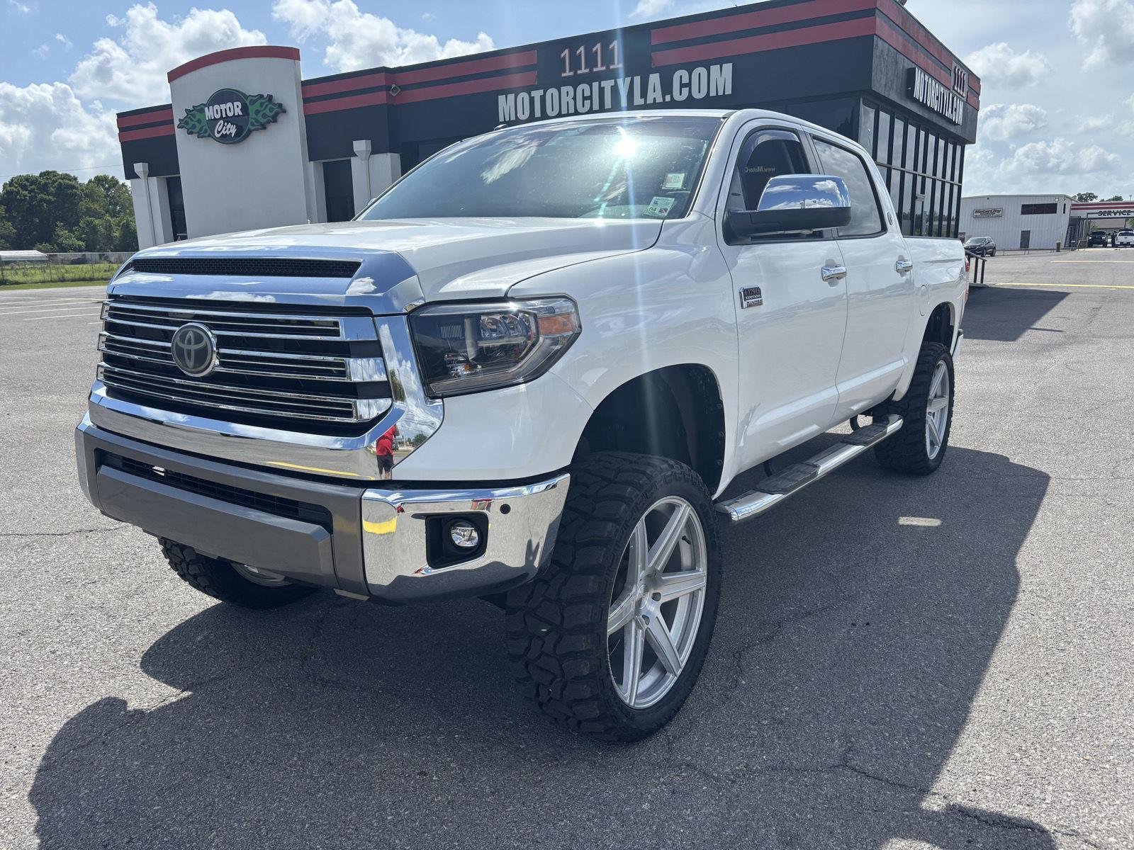 View vehicle photo 6