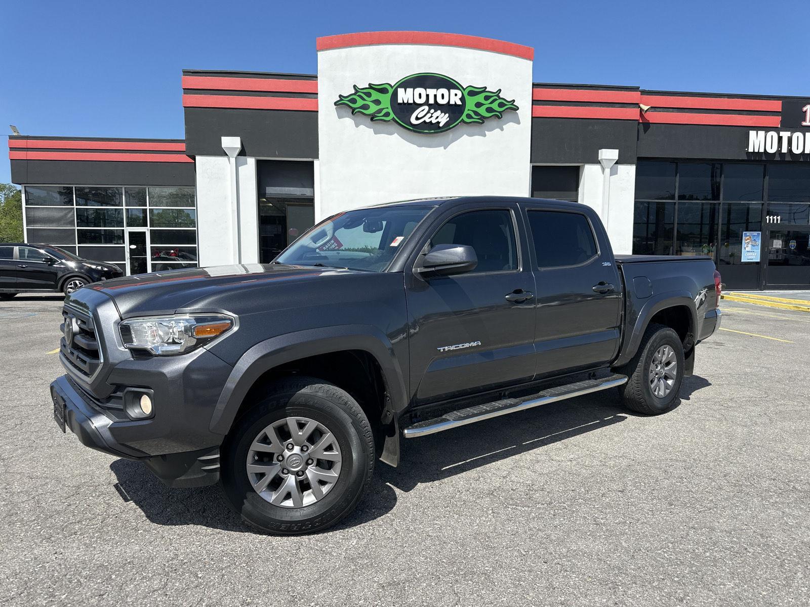 Magnetic Gray Metallic 2018 Toyota Tacoma SR5 V6 Double Cab RWD Pickup Truck 4X2 Automatic
