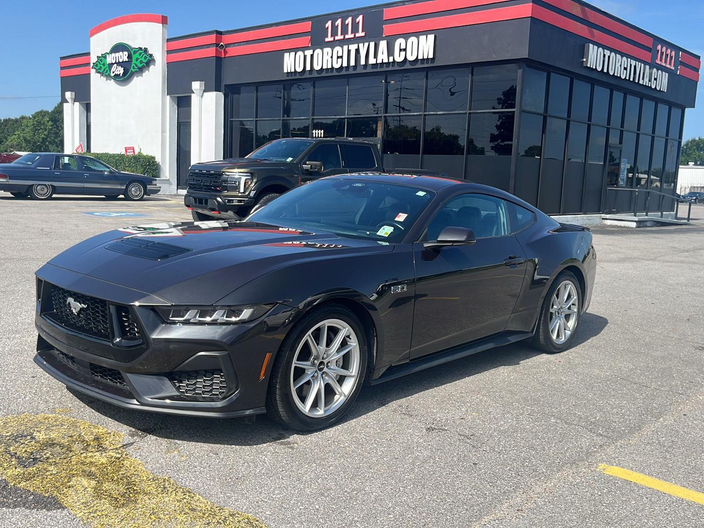 Dark Matter Gray Metallic 2024 Ford Mustang GT Premium Fastback RWD Coupe Rear-Wheel Drive 6-Speed Manual