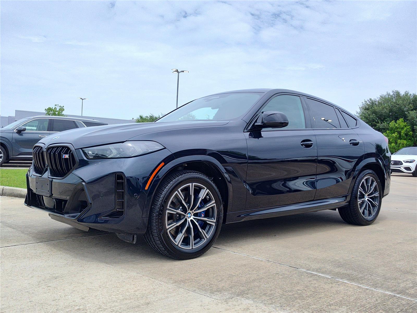 Black Sapphire Metallic 2026 BMW X6 SUV / Crossover All-Wheel Drive Automatic