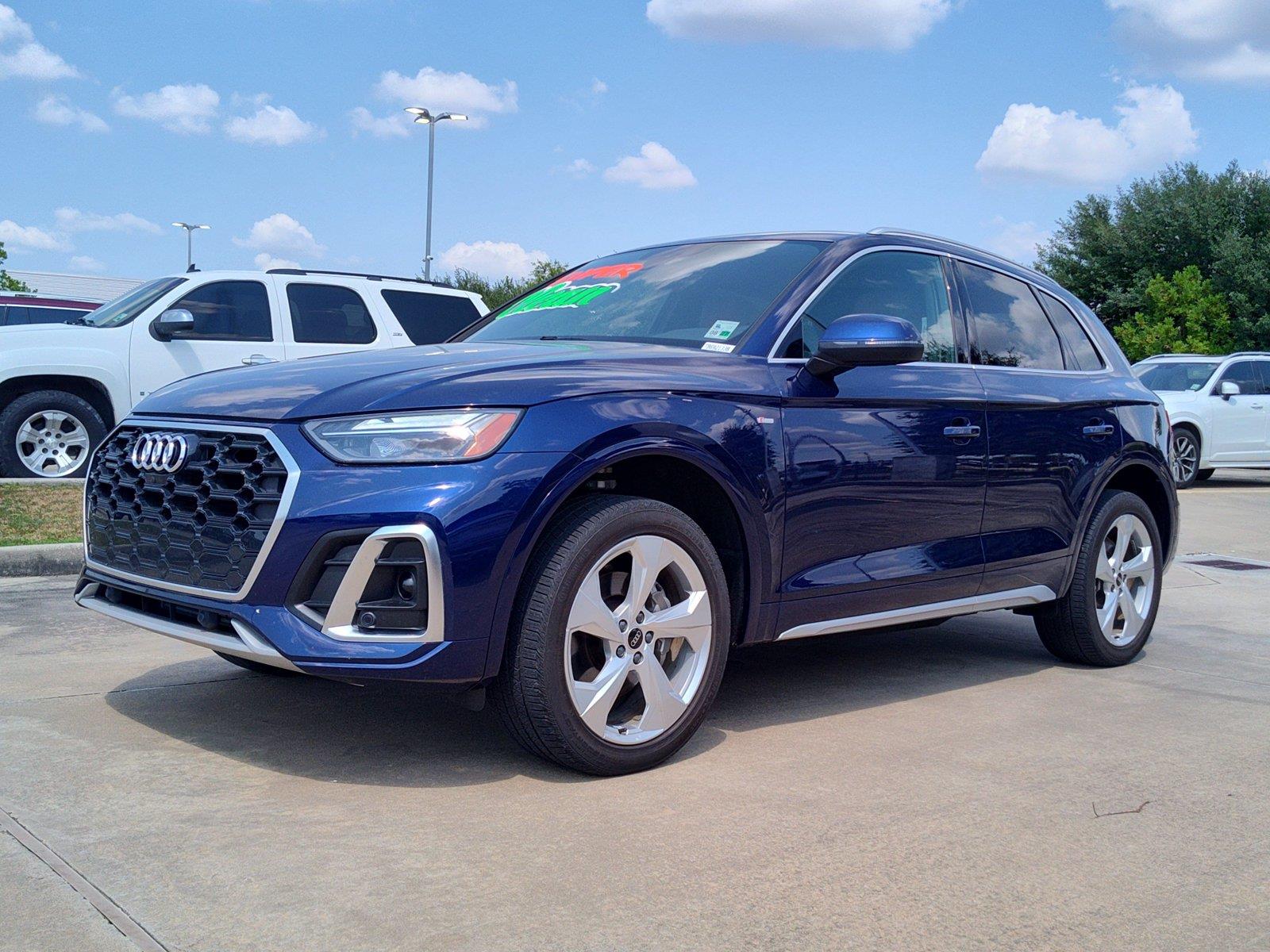 Navarra Blue Metallic 2023 Audi Q5 SUV / Crossover All-Wheel Drive Automatic