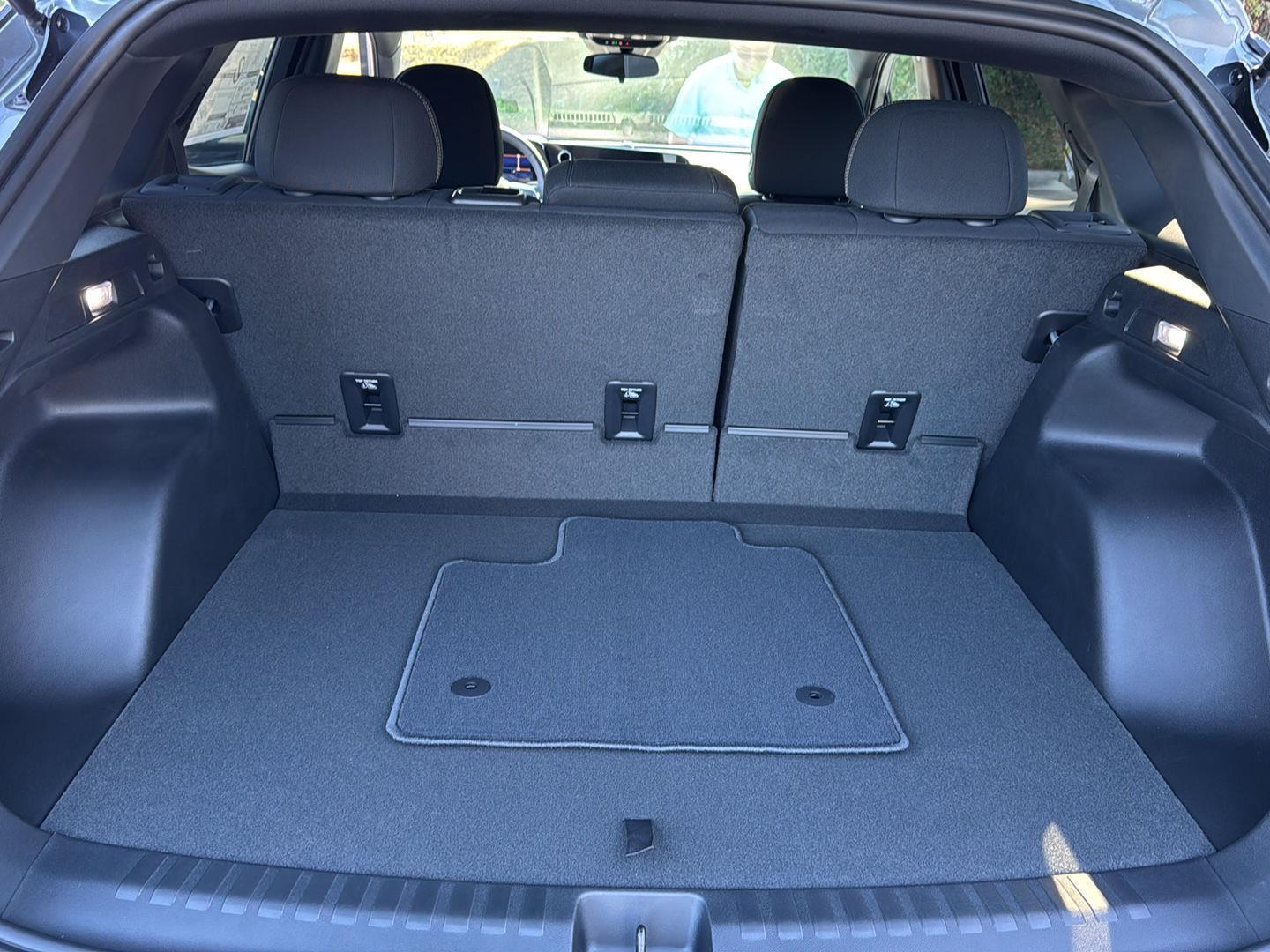 New 2026 Sterling Gray Metallic Chevrolet FWD LT image 29