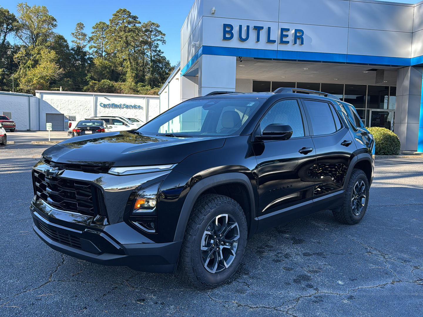 New 2026 Mosaic Black Metallic Chevrolet FWD ACTIV image 2