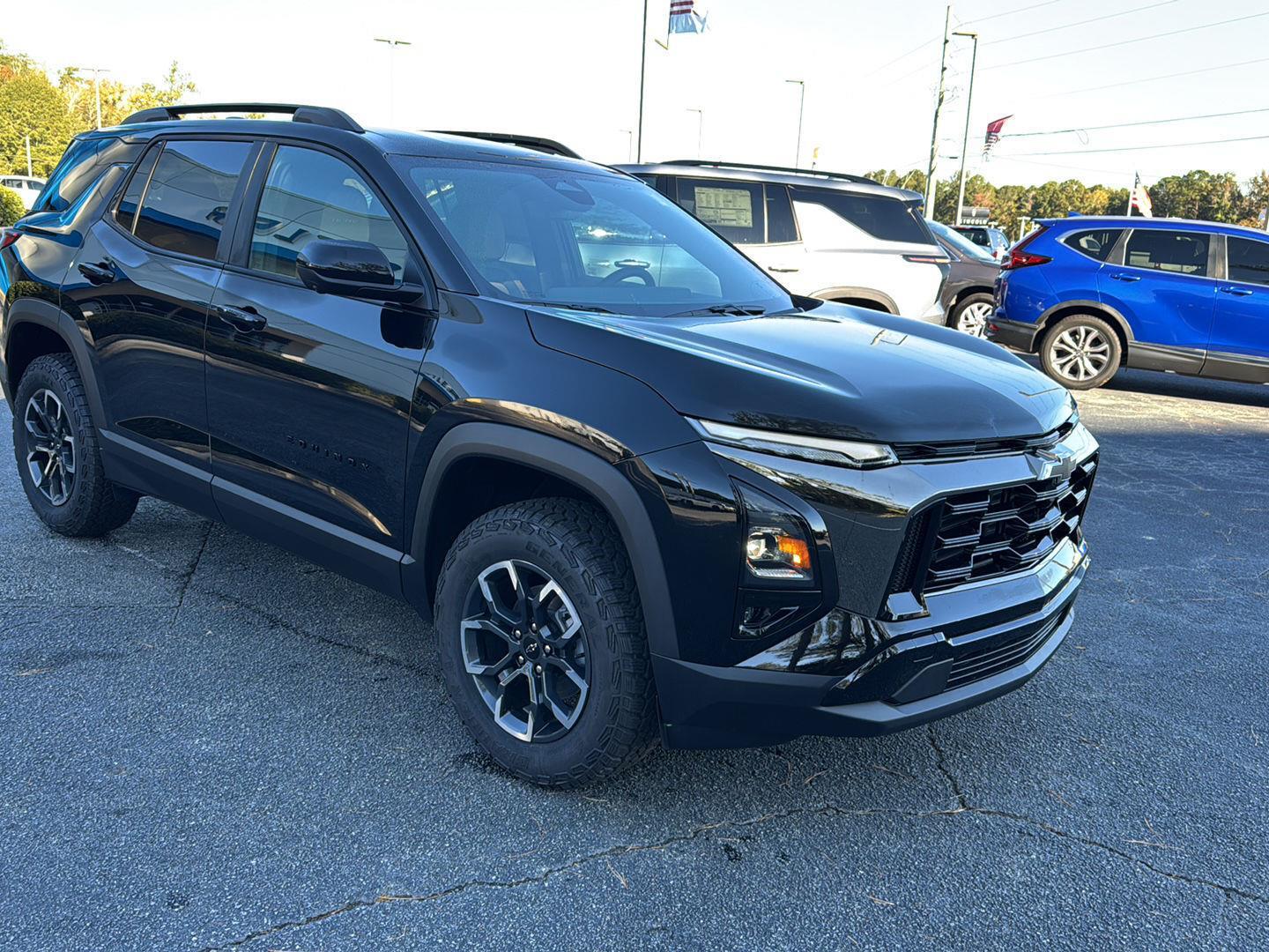 New 2026 Mosaic Black Metallic Chevrolet FWD ACTIV image 6