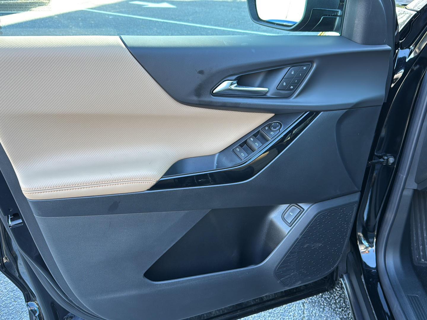 New 2026 Mosaic Black Metallic Chevrolet FWD ACTIV image 14