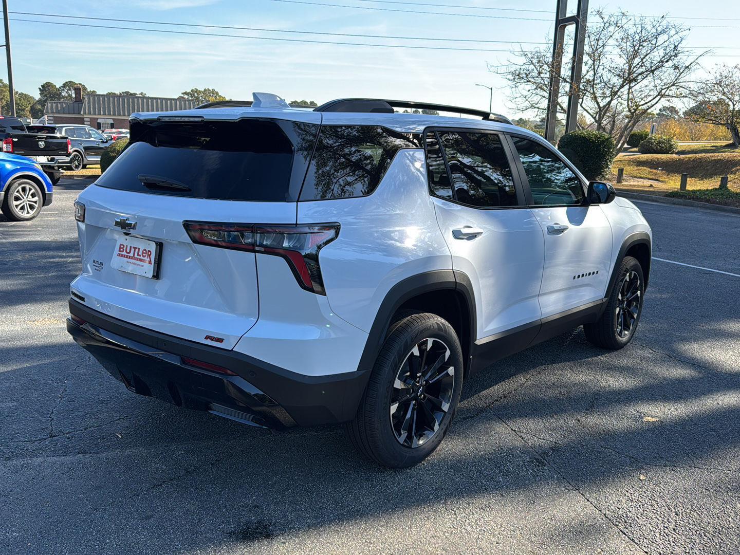 New 2026 Polar White Tricoat Chevrolet FWD RS image 5