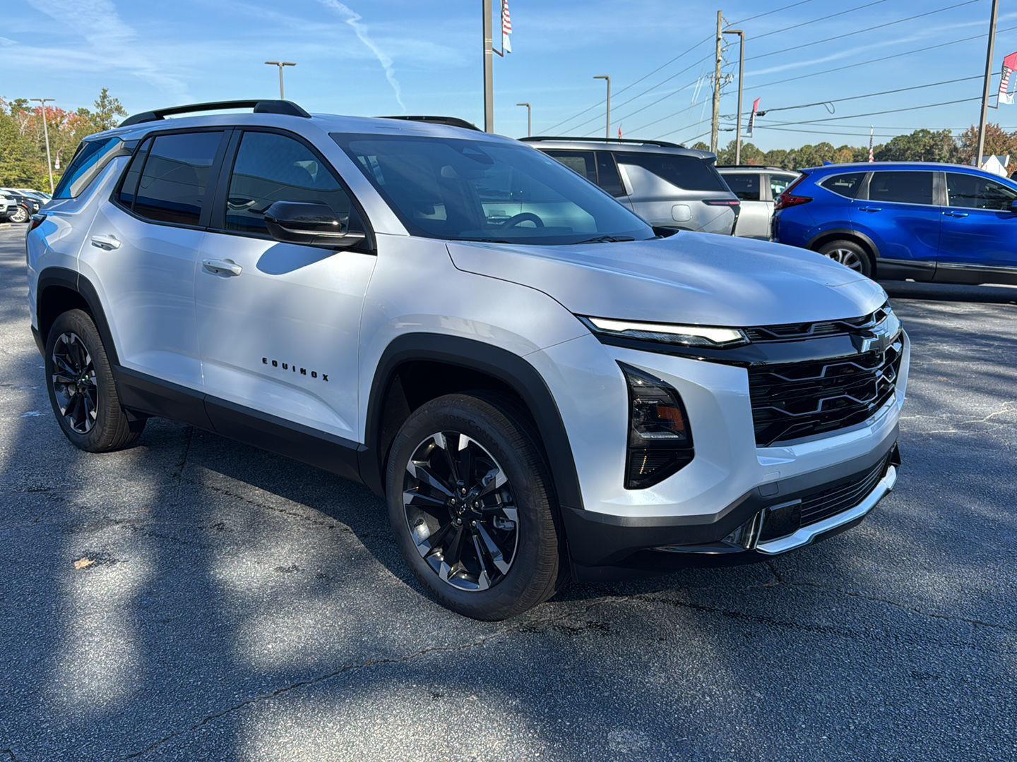 New 2026 Polar White Tricoat Chevrolet FWD RS image 6