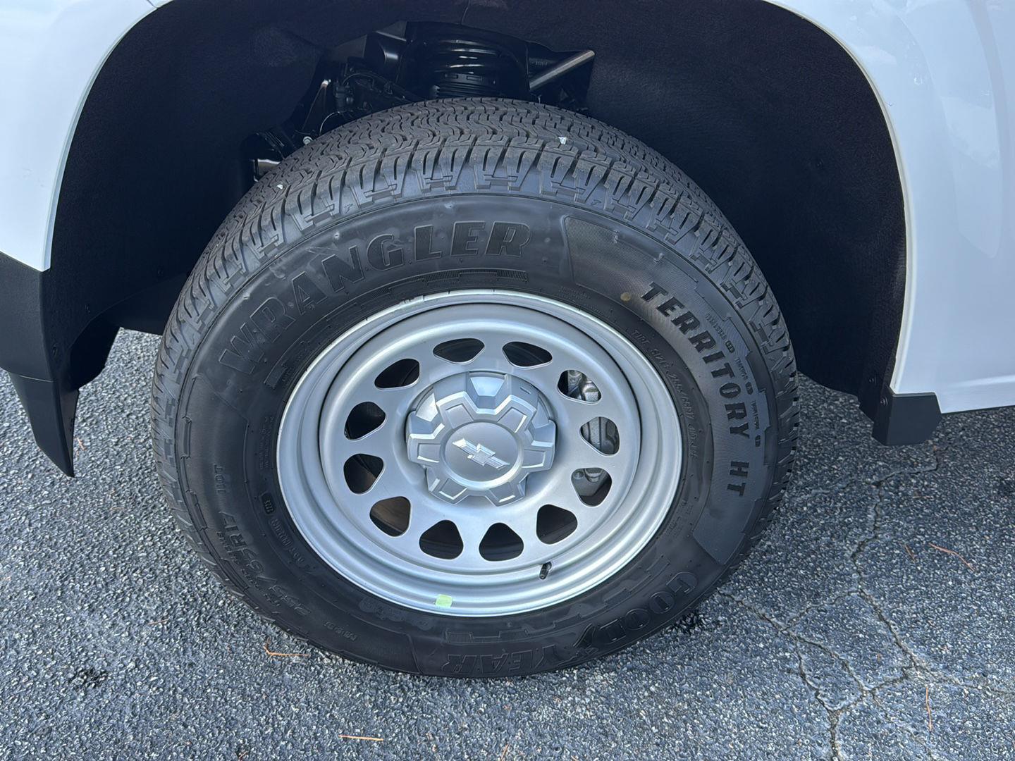 New 2026 Summit White Chevrolet 4WD Work Truck image 23