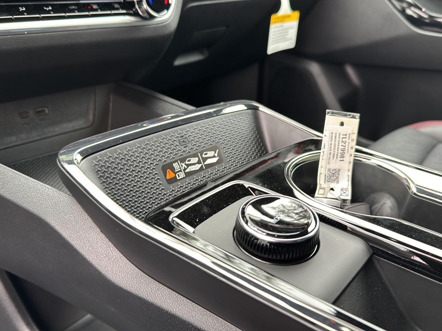 New 2026 Mosaic Black Metallic Chevrolet FWD RS image 26