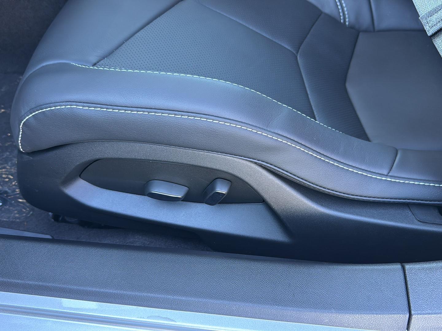 New 2026 Blade Silver Metallic Chevrolet 1LT image 22