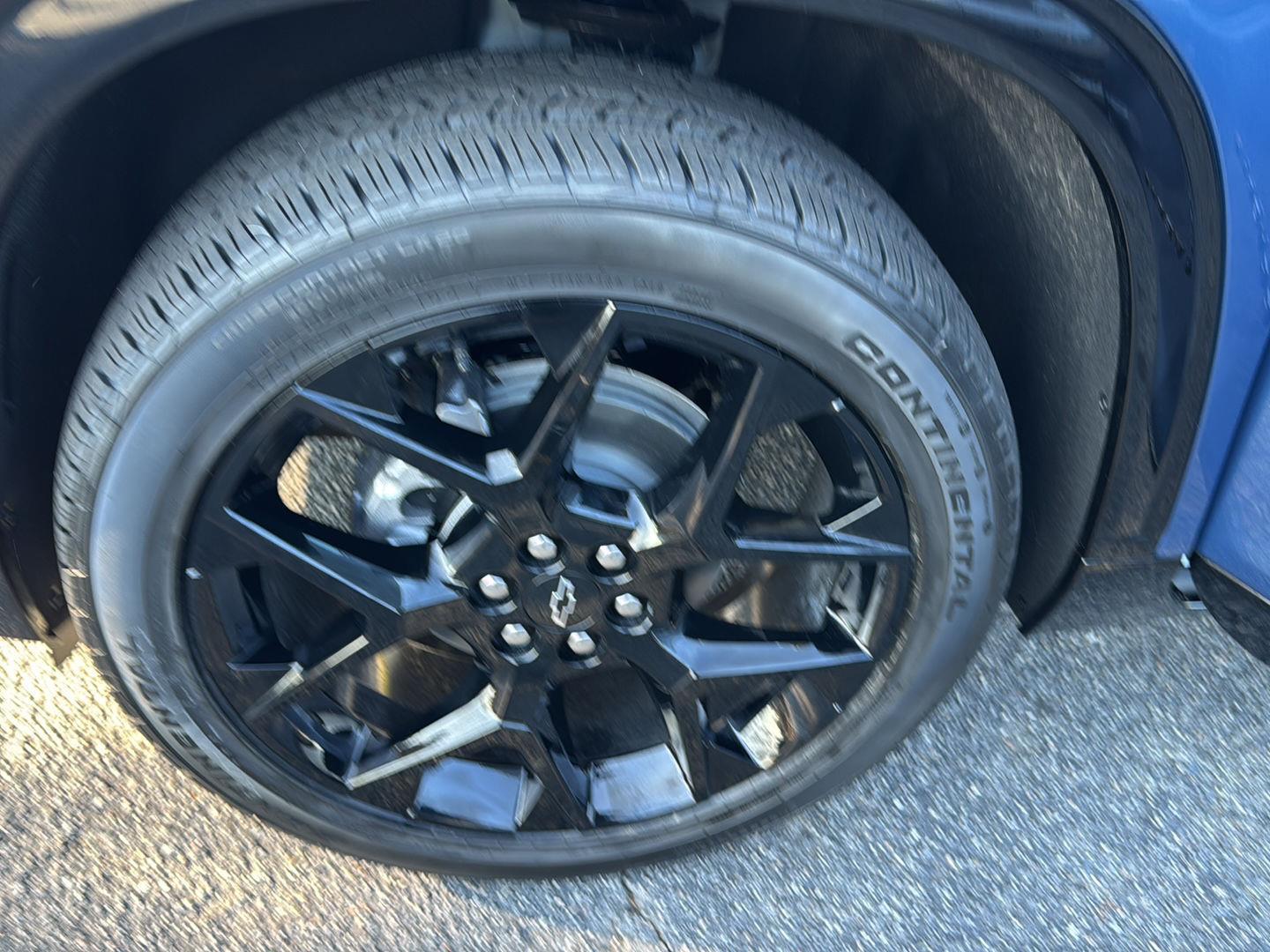 New 2026 Lakeshore Blue Metallic Chevrolet FWD RS image 31