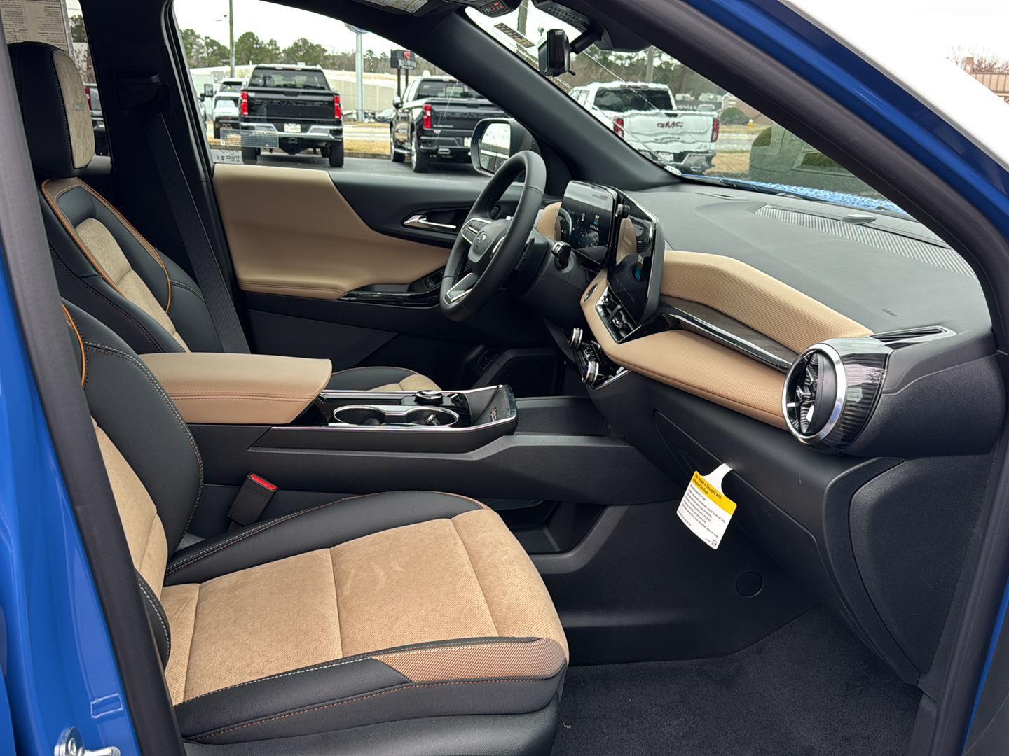 New 2026 Reef Blue Metallic Chevrolet FWD ACTIV image 10