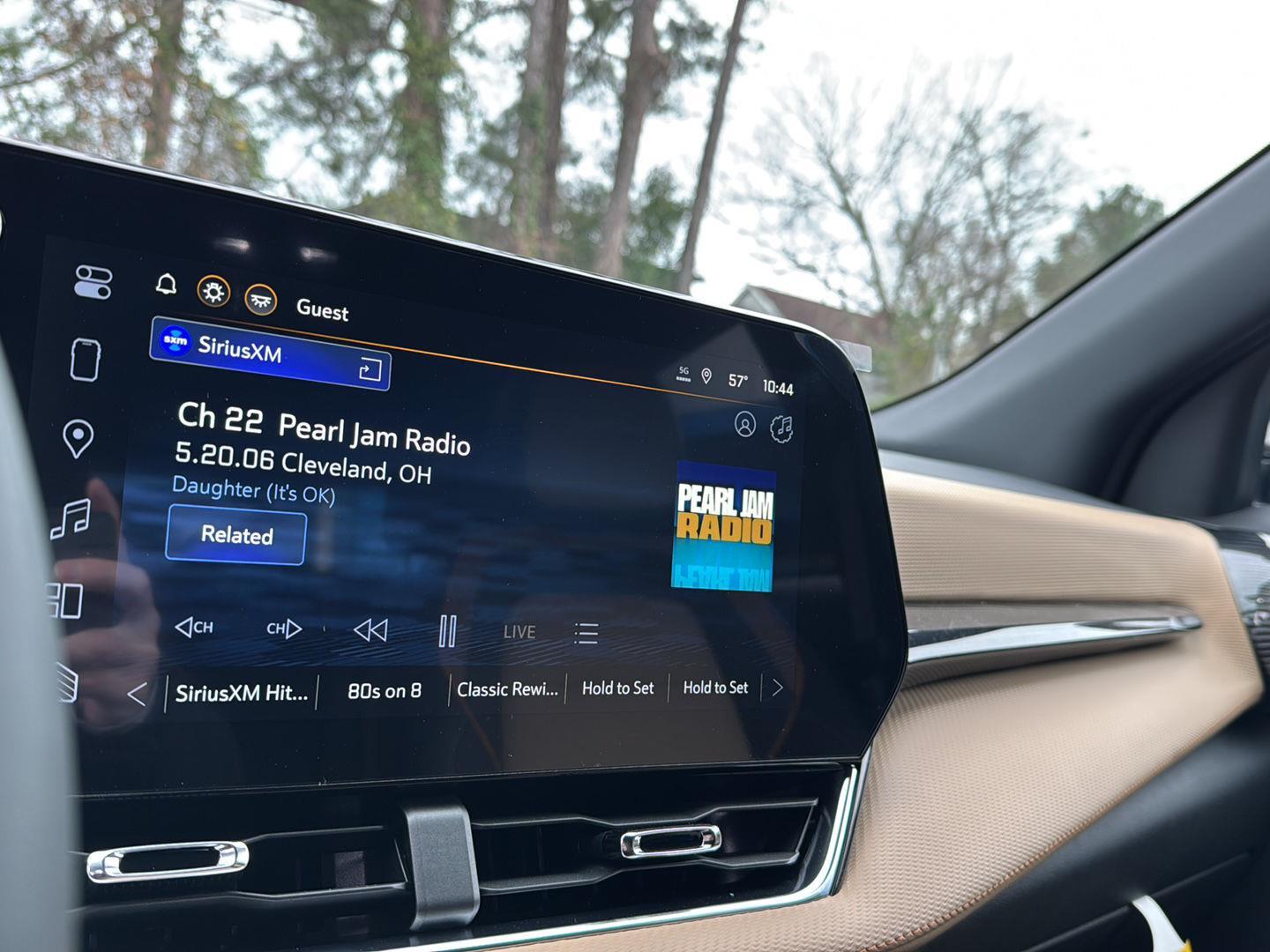 New 2026 Reef Blue Metallic Chevrolet FWD ACTIV image 21