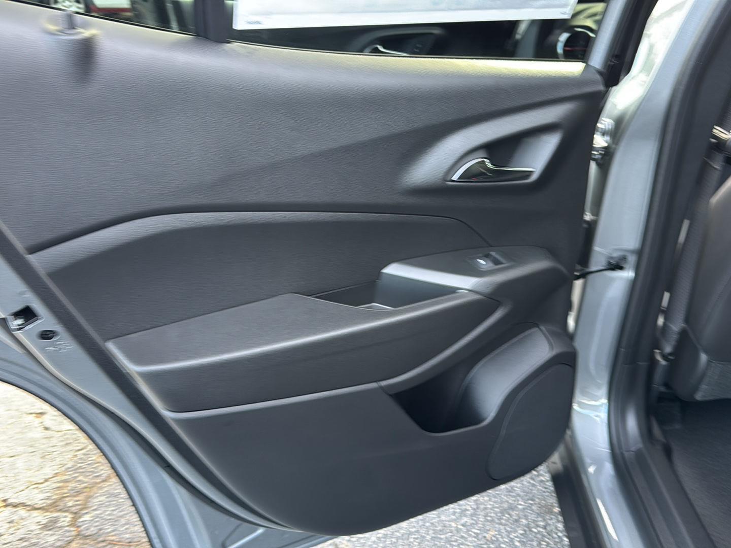 New 2026 Sterling Gray Metallic Chevrolet 2RS image 15