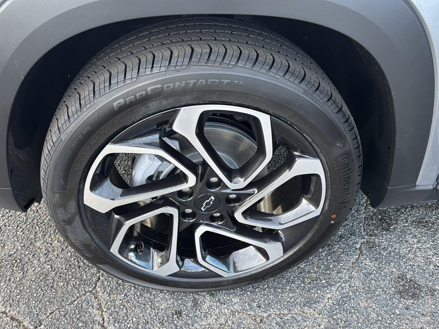 New 2026 Sterling Gray Metallic Chevrolet 2RS image 31