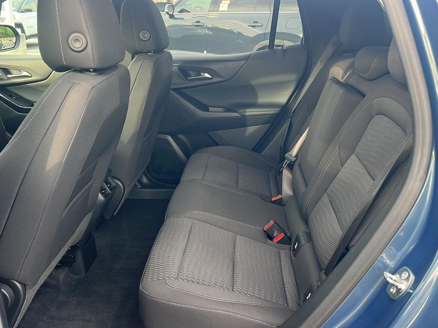 Used 2025 Lakeshore Blue Metallic Chevrolet FWD LT image 11
