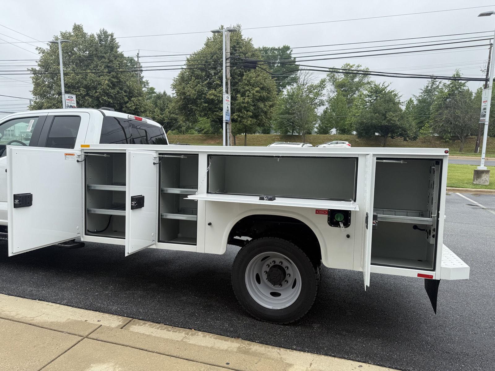 New 2026 Oxford White Ford XL image 27