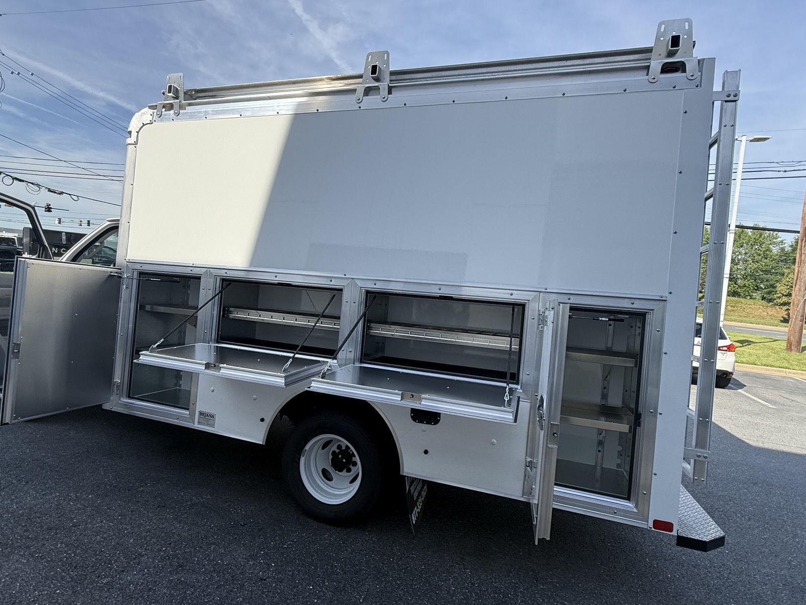 New 2027 Oxford White Ford  image 18