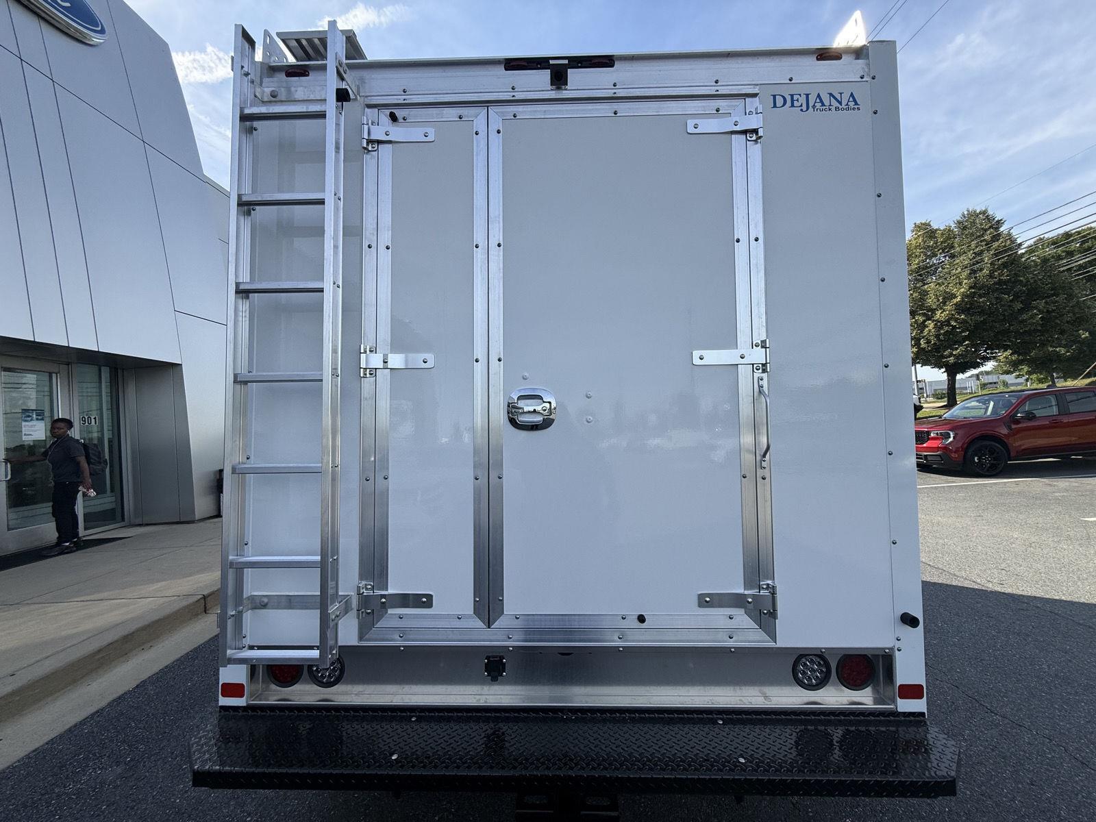 New 2027 Oxford White Ford  image 22
