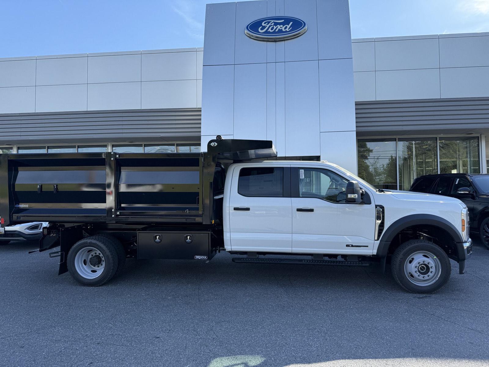 2026 Ford F-550 Super Duty Chassis Cab