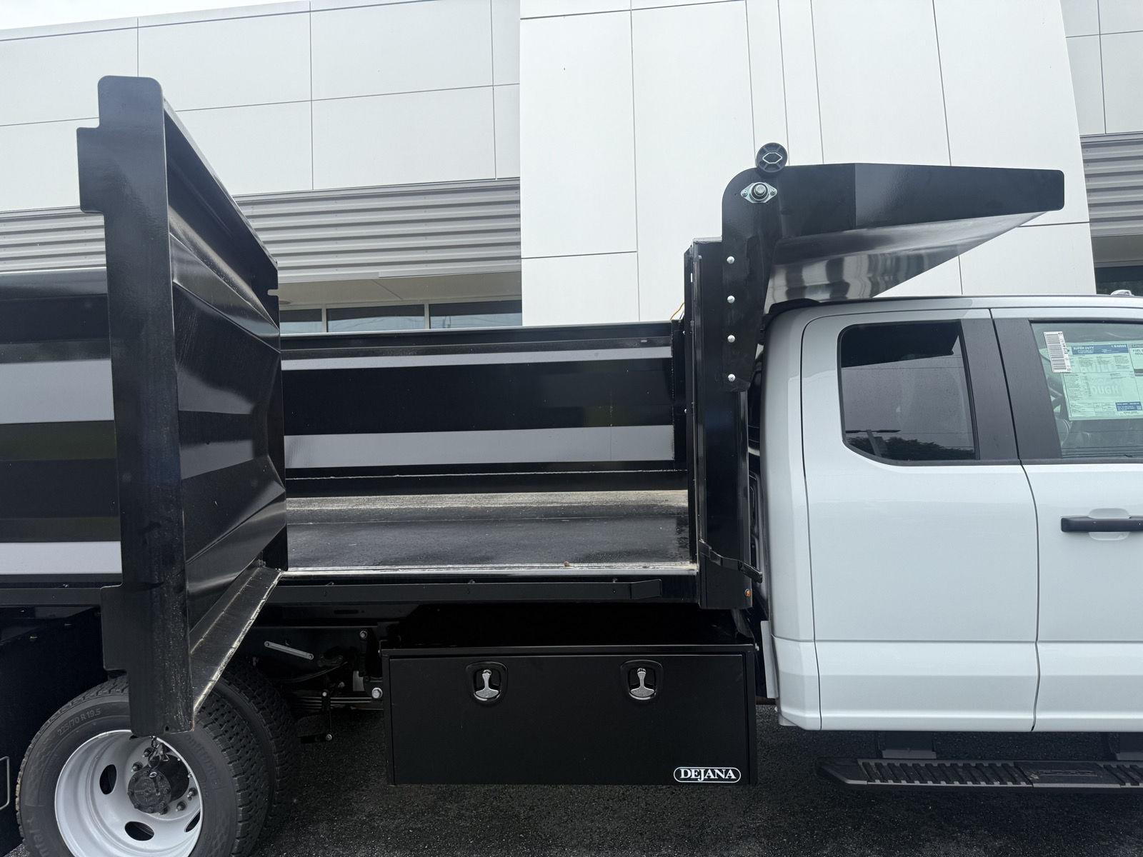 New 2026 Oxford White Ford XL image 35